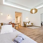 Budapest City Apartment *