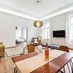 Budapest City Apartment * Budapest