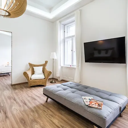 Апартаменты Budapest City Apartment Будапешт